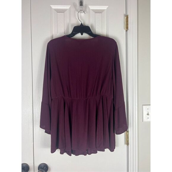 Torrid Womens Burgundy Blouse Size 2 - Picture 3 of 4